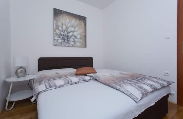 Apartman Mila Kastela Bagian luar foto