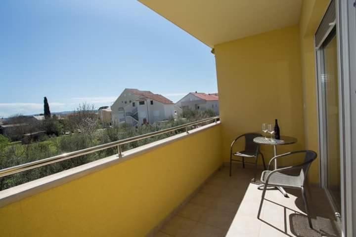 Apartman Mila Kastela Bagian luar foto