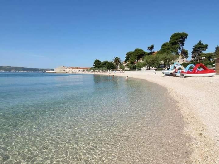 Apartman Mila Kastela Bagian luar foto